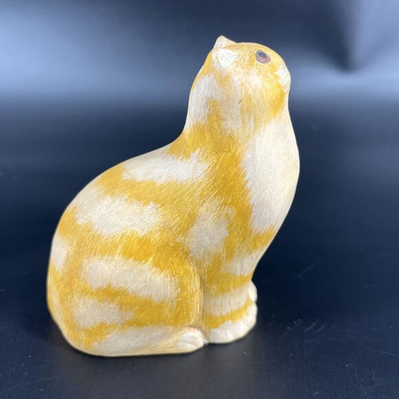 Vintage 1989 Artisans Cat Chalk Ware Figurines Folk Art Unique Designs Set 2 - Picture 7 of 16